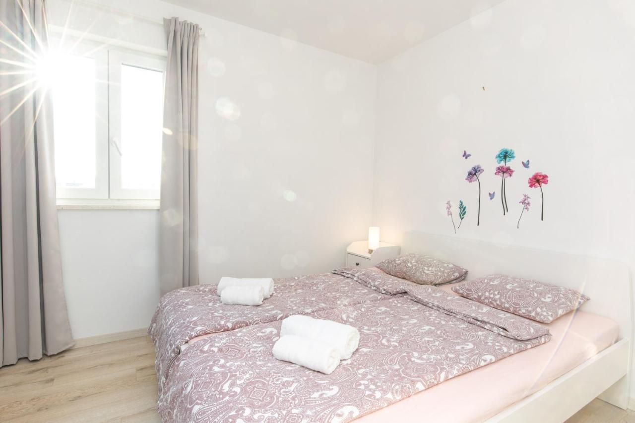 Apartments Brig Perfect Countryside Holiday! Đảo Krk Ngoại thất bức ảnh